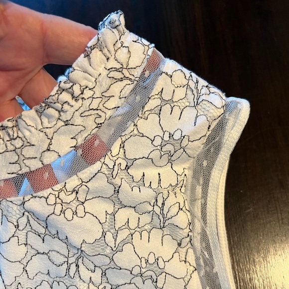 Torrid White with Black Stitching Floral Lacey Sleeveless Top - Picture 8 of 16